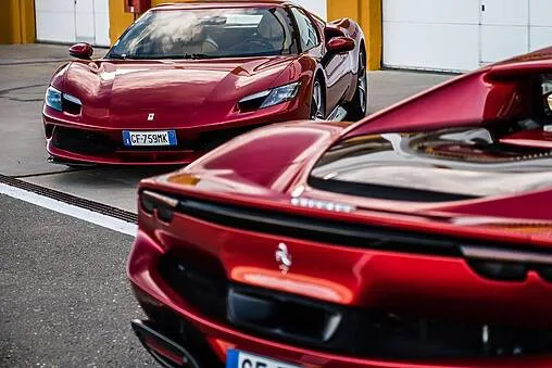 296 GTB, la nouvelle hybride V6 Ferrari