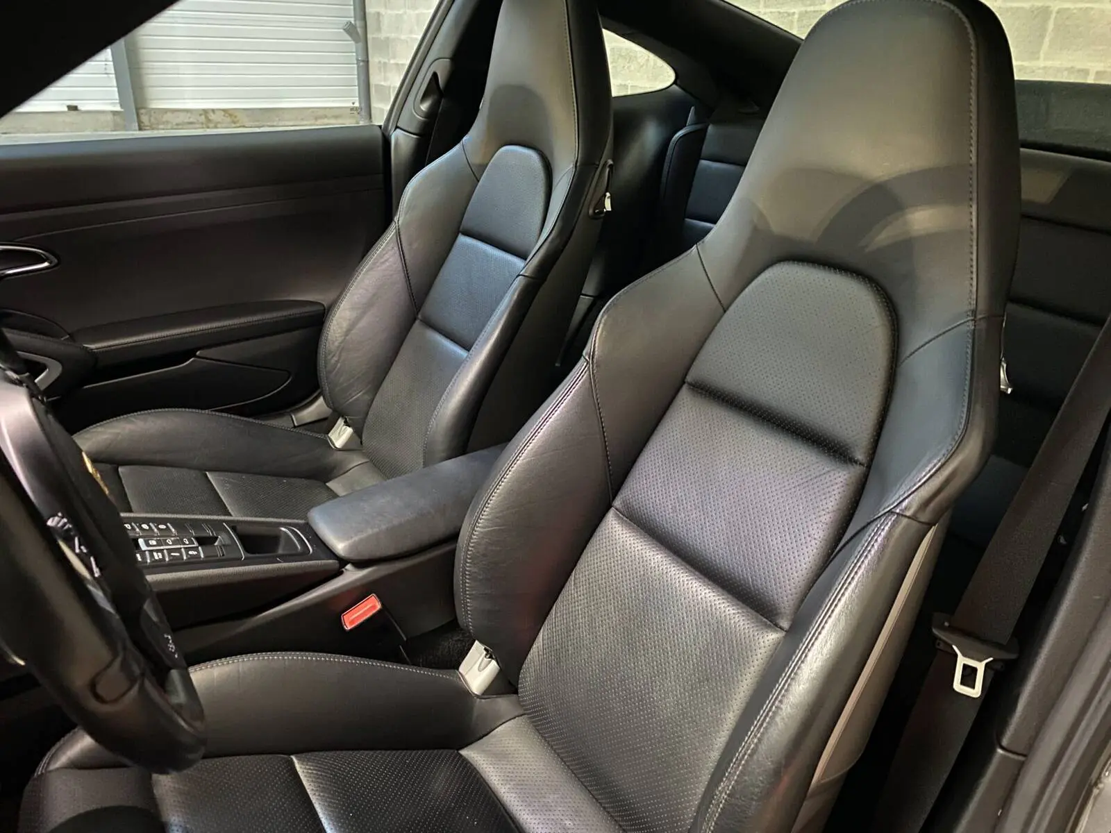 photos PORSCHE 911 CARRERA 4 GTS