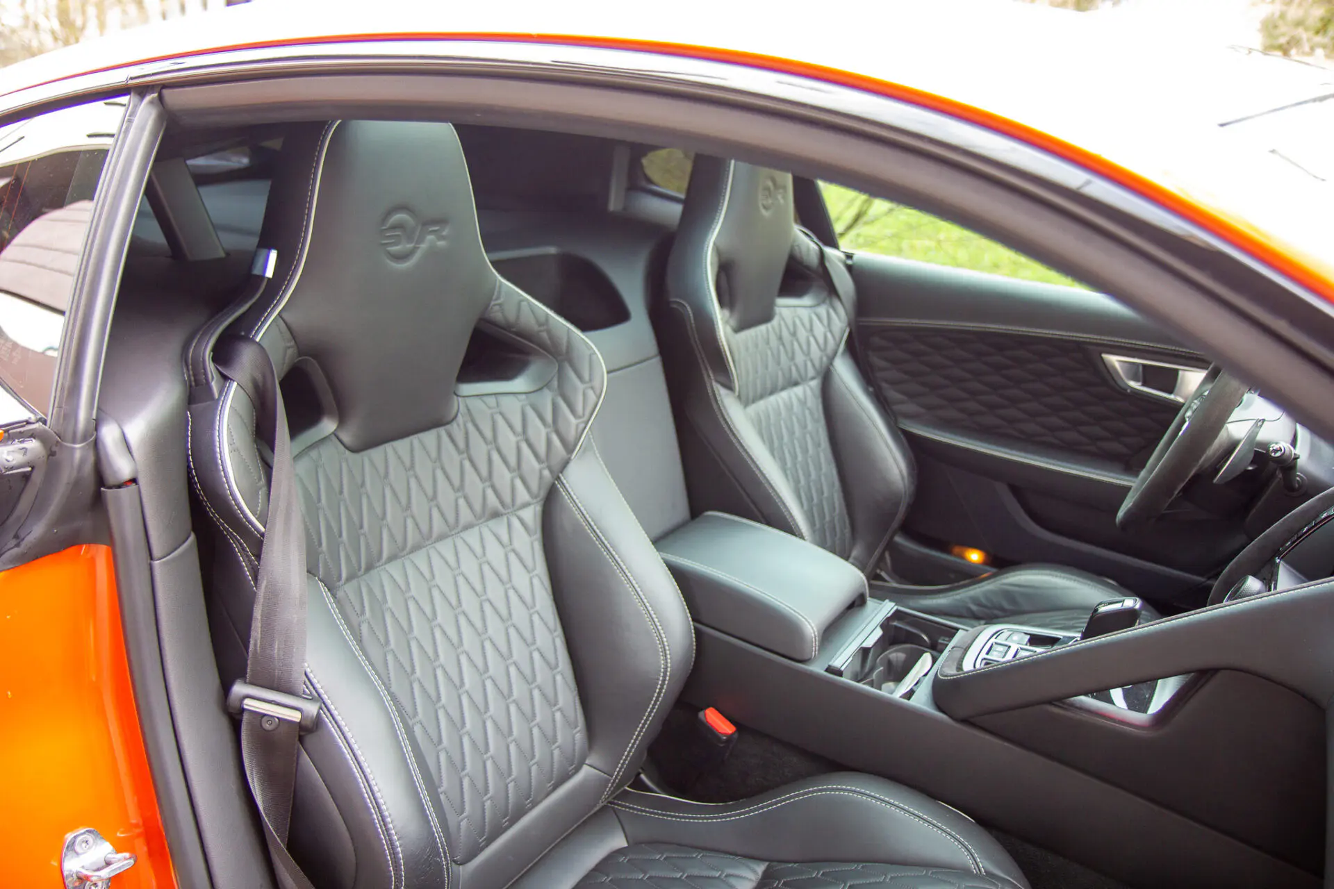 photos JAGUAR F-TYPE SVR
