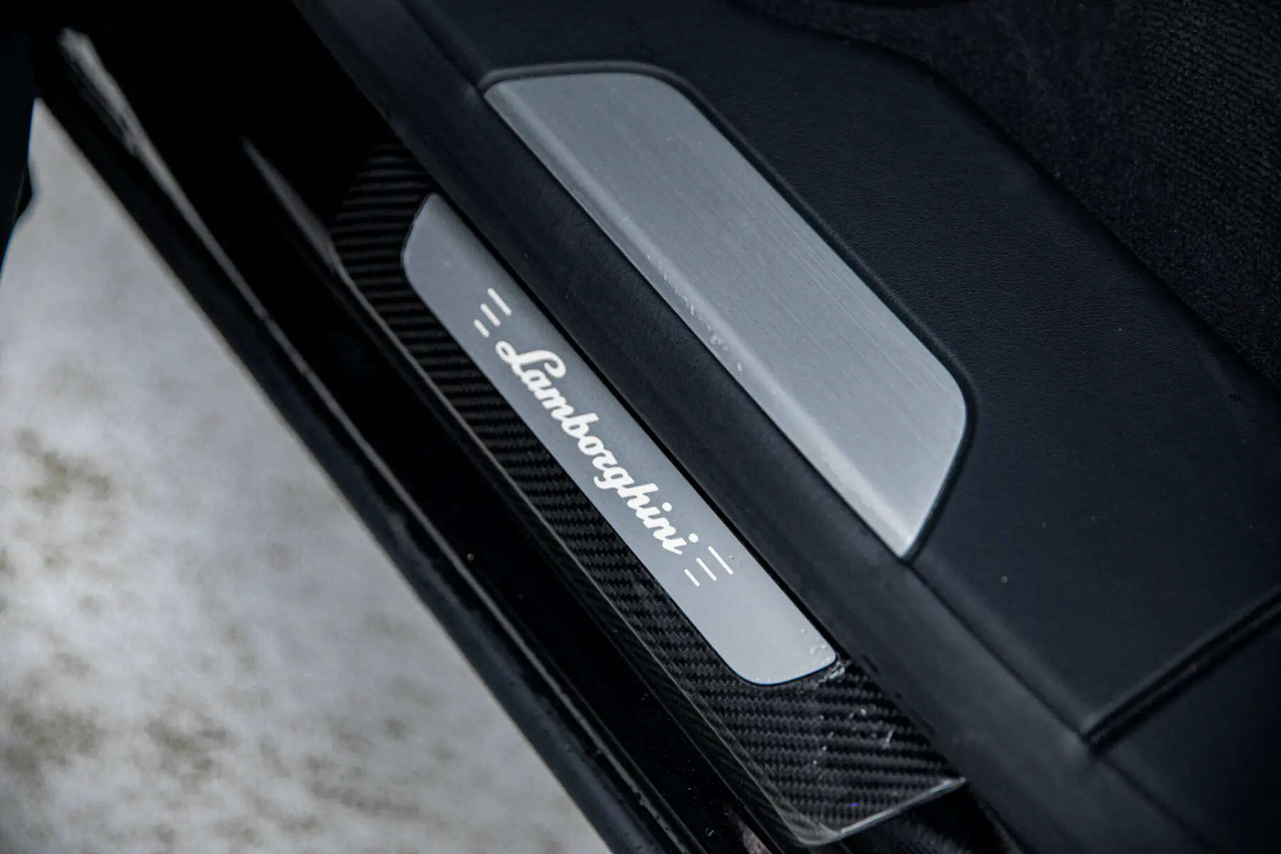 photos LAMBORGHINI URUS