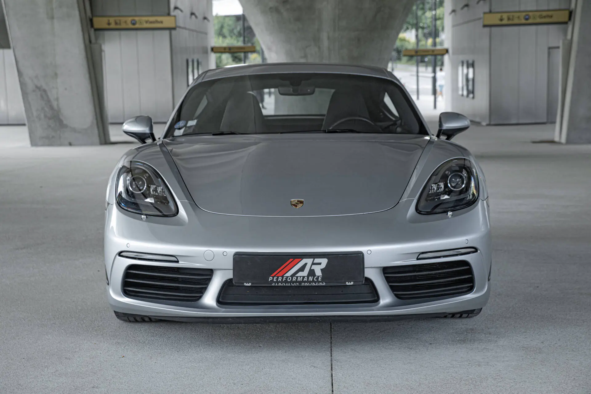 photos PORSCHE 718 CAYMAN
