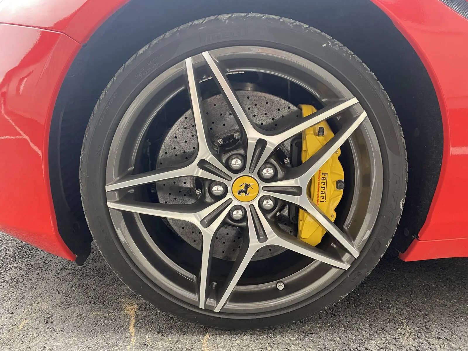 photos Ferrari California T