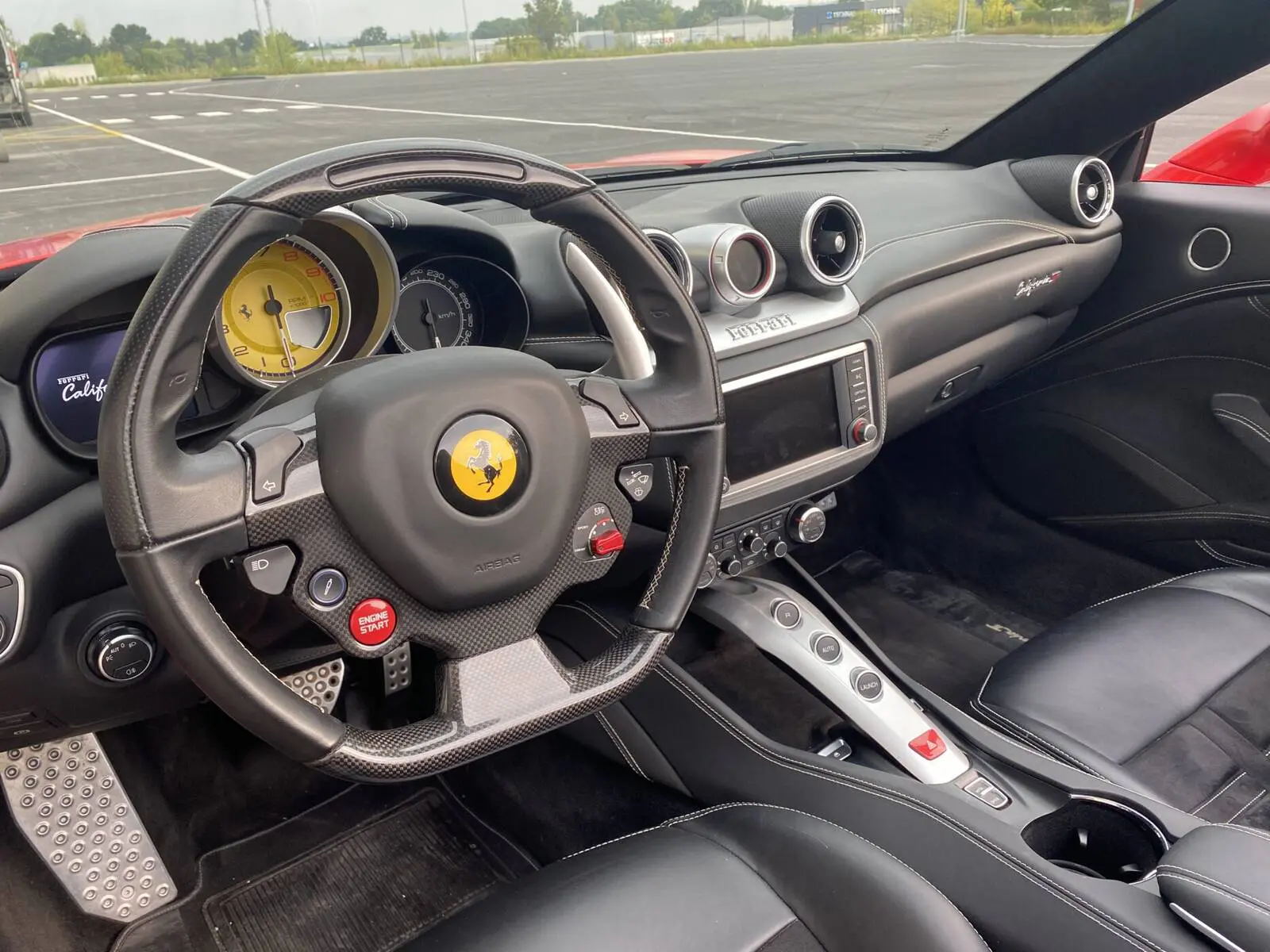 photos Ferrari California T