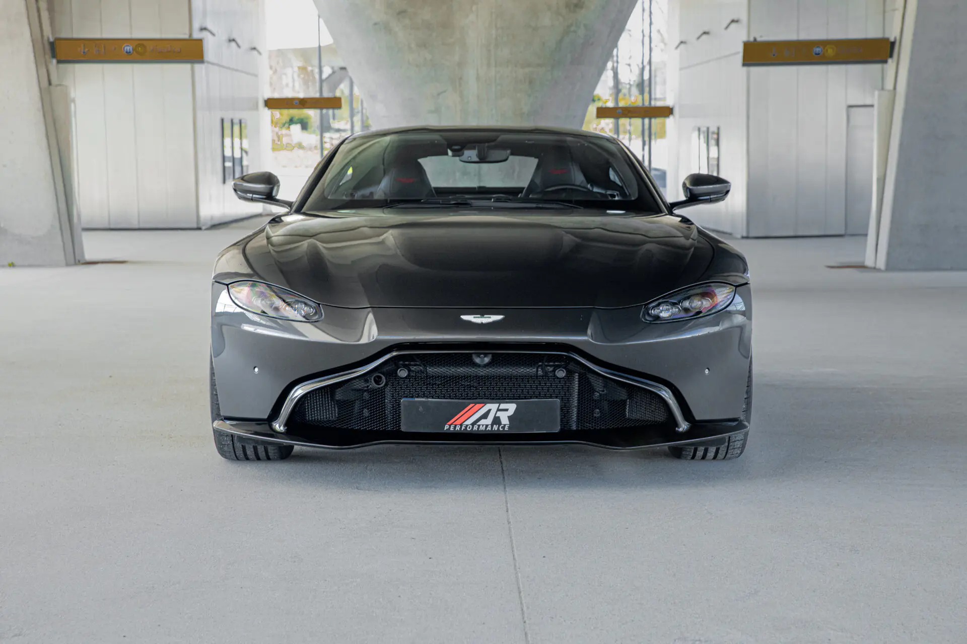 photos Aston Martin Vantage