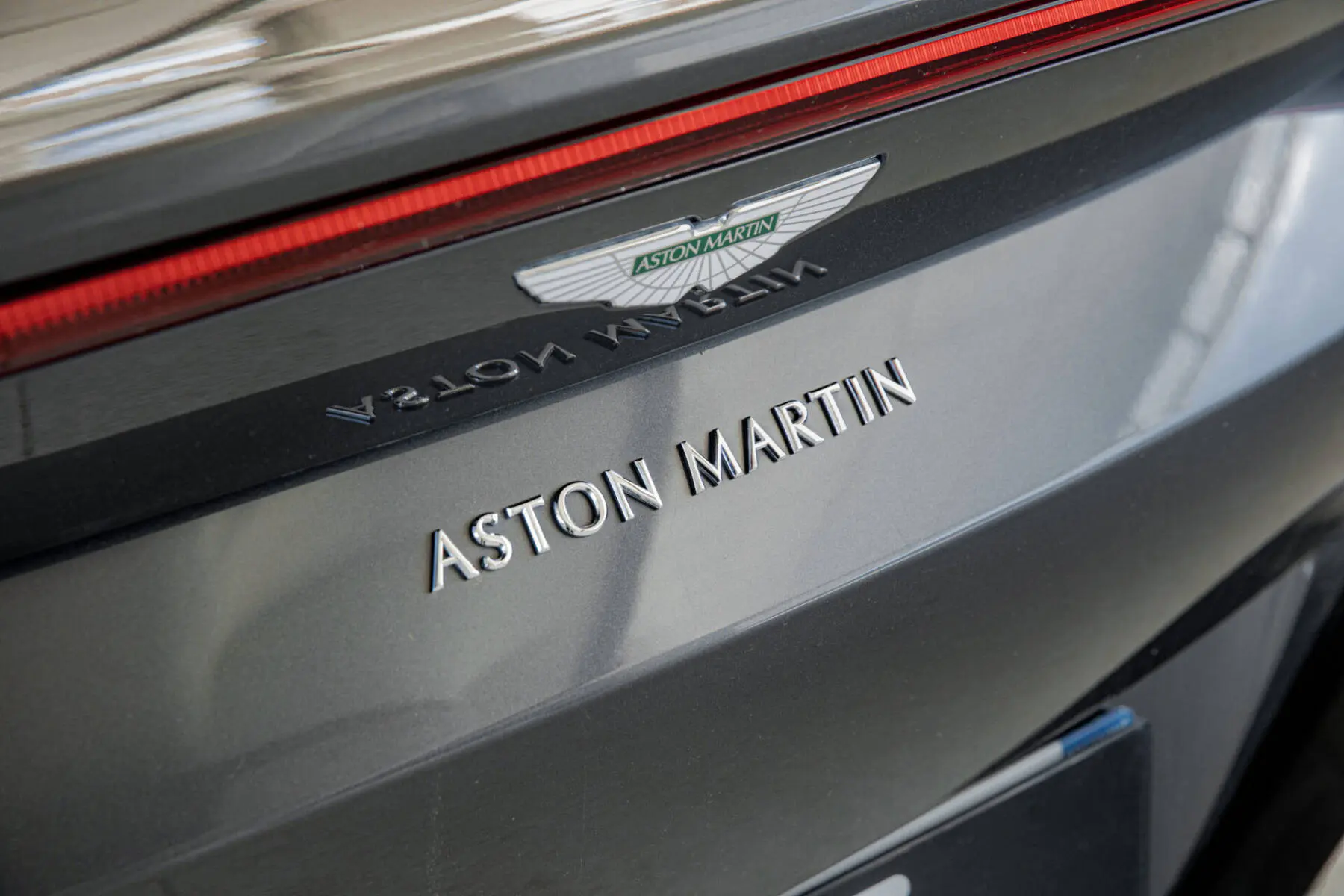 photos Aston Martin Vantage