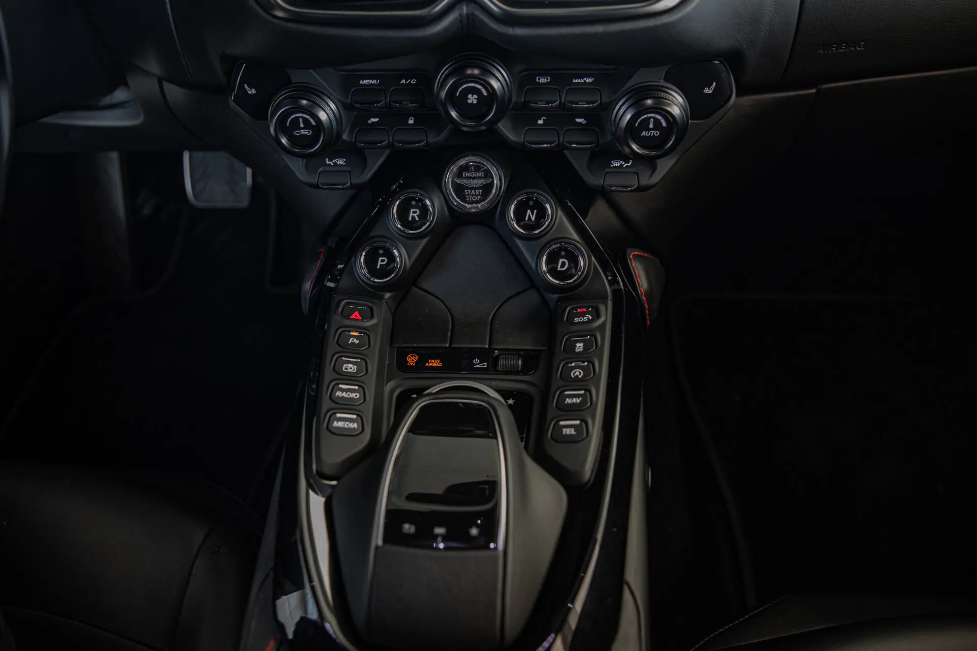 photos Aston Martin Vantage