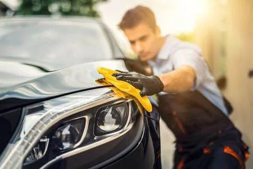 Comment entretenir sa voiture de luxe ?
