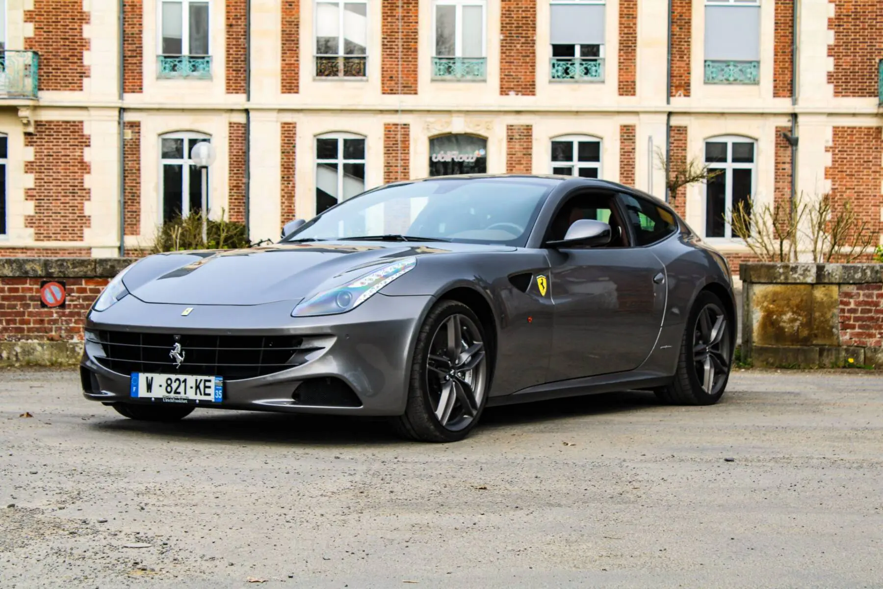 gt sportive coupé ferrari ff