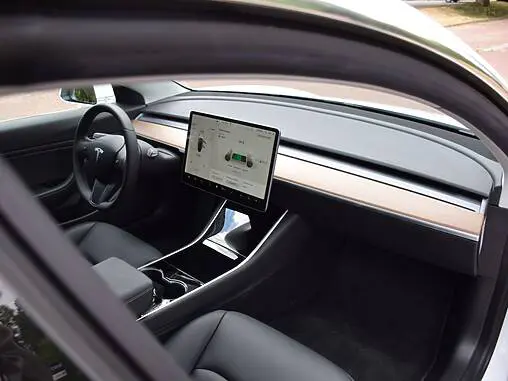 Record d&rsquo;autonomie des véhicules électriques grâce aux batteries à semiconducteurs