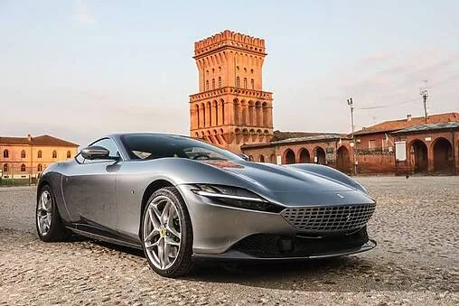 La Roma, la Ferrari discrète et atypique