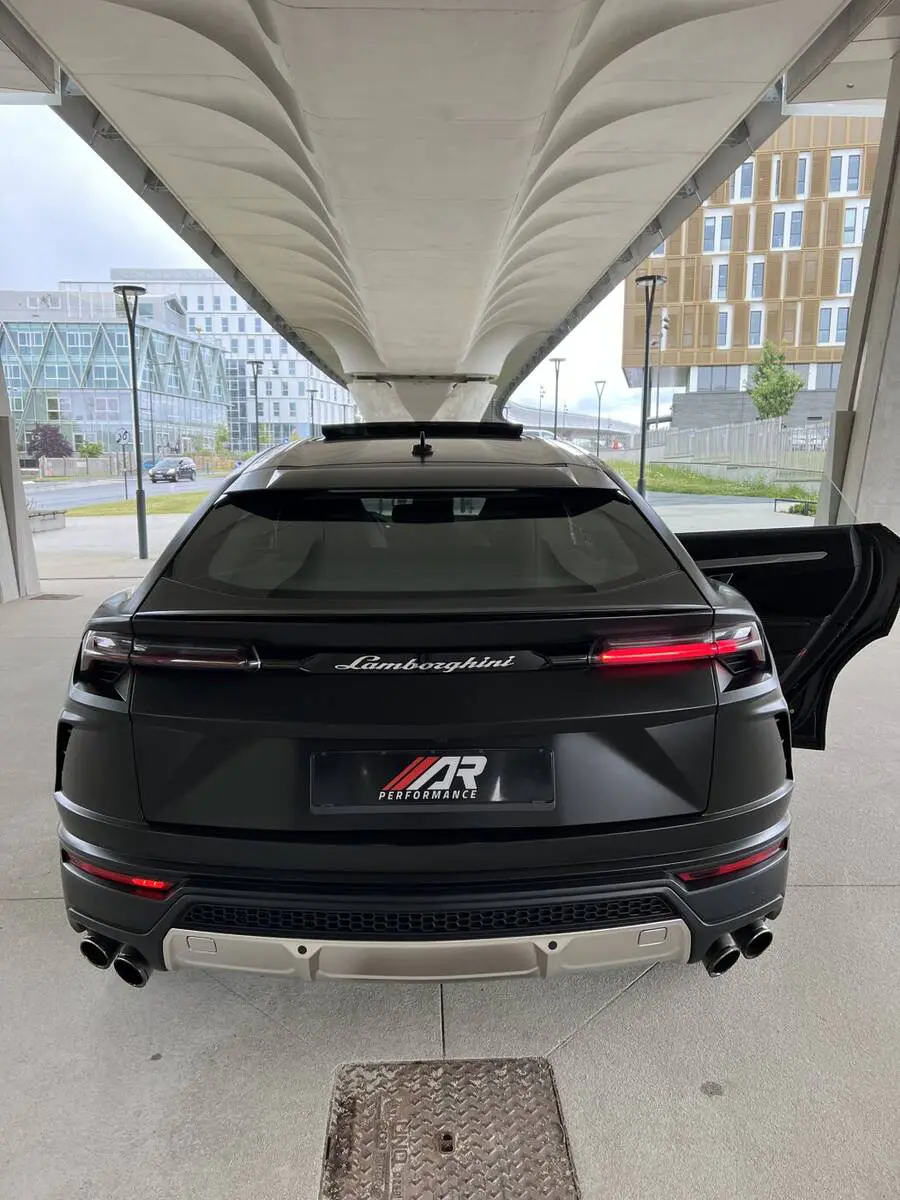 photos Lamborghini Urus