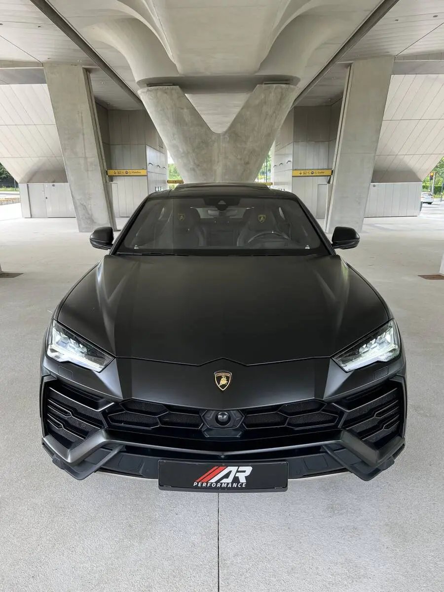 photos Lamborghini Urus