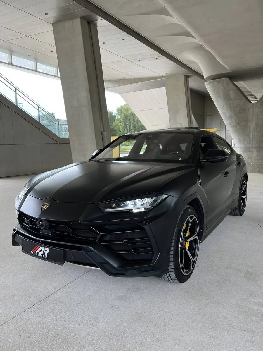photos Lamborghini Urus