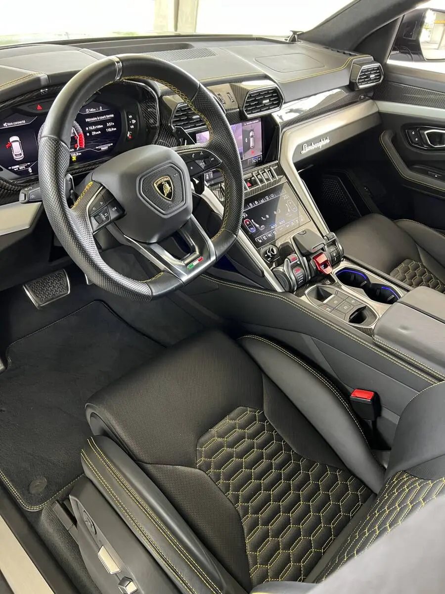 photos Lamborghini Urus