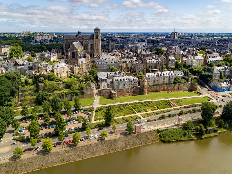 Ville du Mans vue de haut 