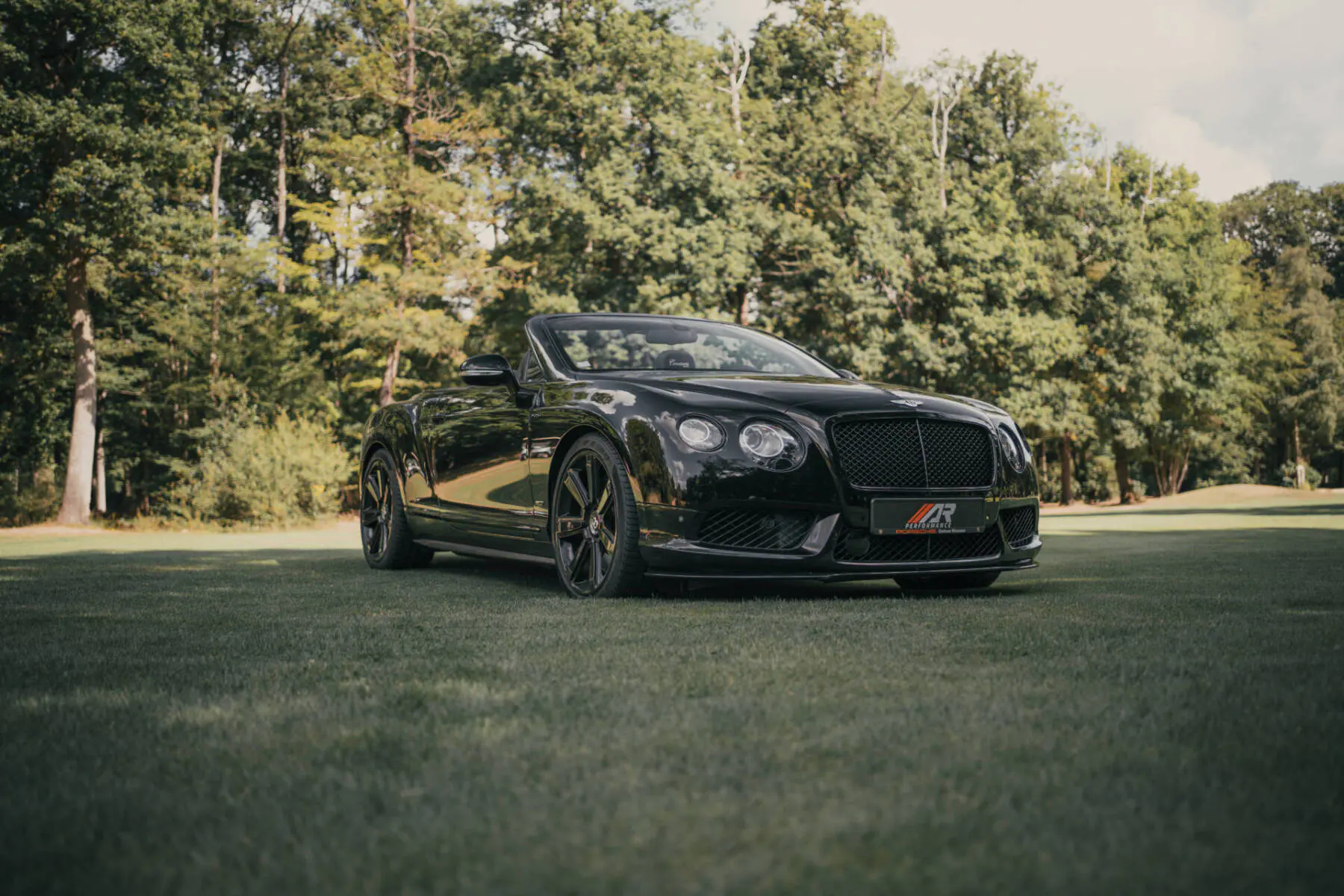 Bentley cabriolet noire