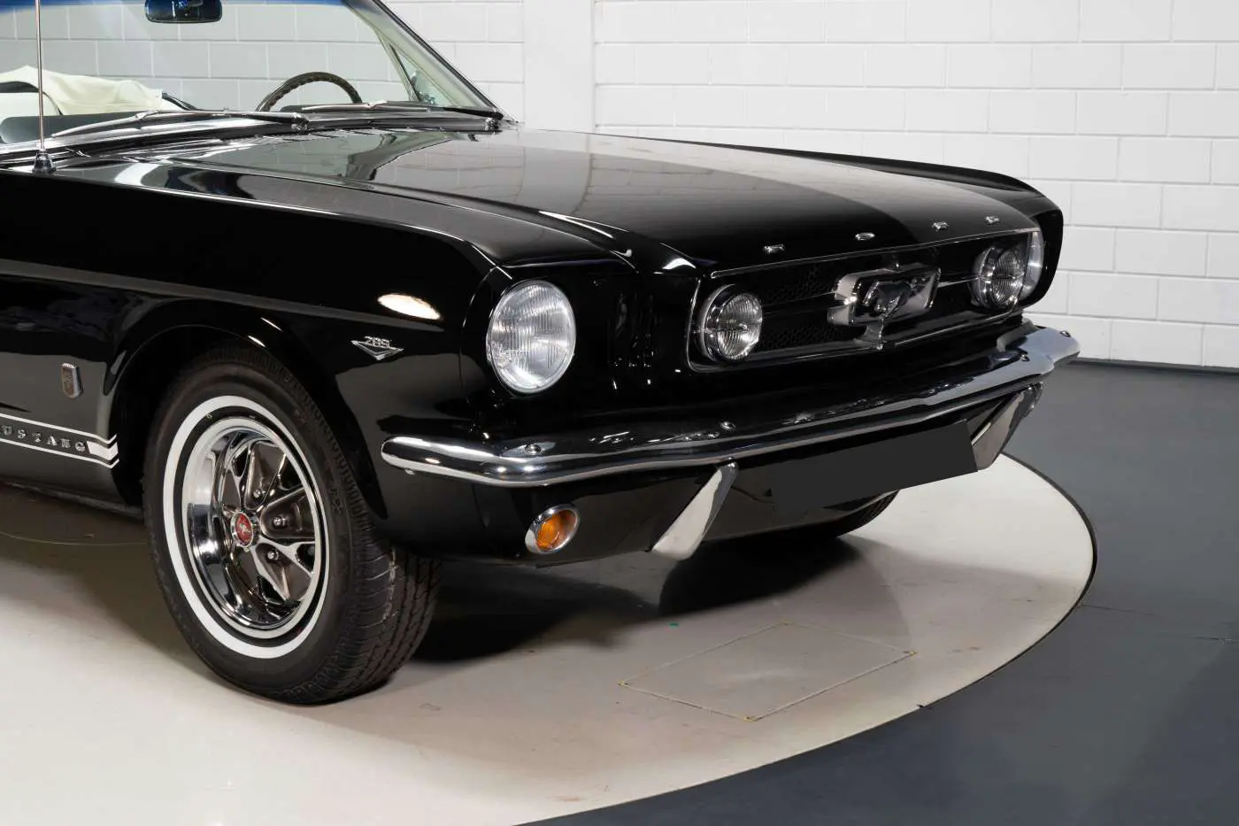 photos FORD MUSTANG V8 CABRIOLET