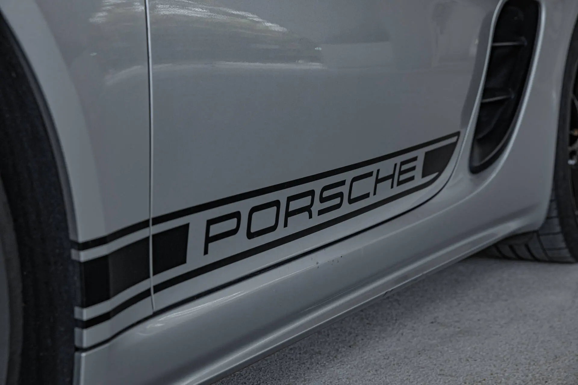 photos PORSCHE 718 CAYMAN