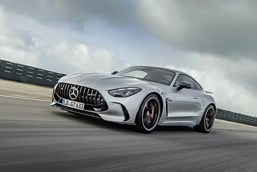 Le Nouveau Mercedes-AMG GT 2024 : Entre Sportivité et Polyvalence