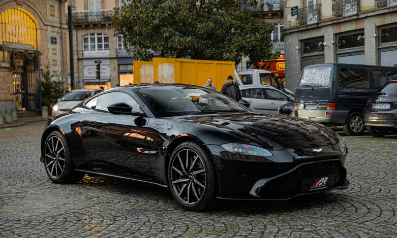 photo Aston Martin Vantage