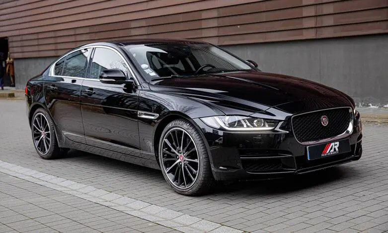 photo Jaguar XE