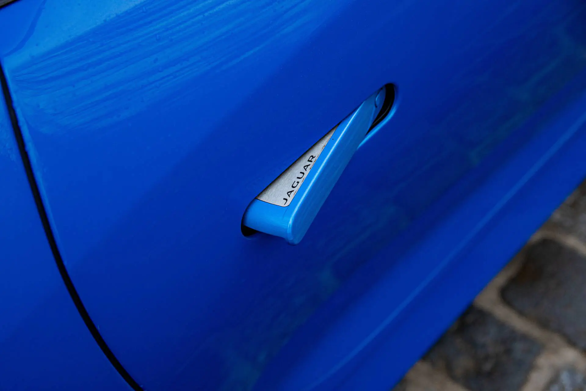 photos Jaguar F-type SVR