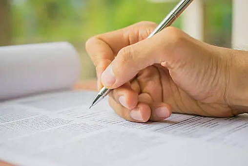 Comment vérifier l&rsquo;authenticité d&rsquo;un certificat de conformité lors de l&rsquo;achat d&rsquo;un véhicule ?