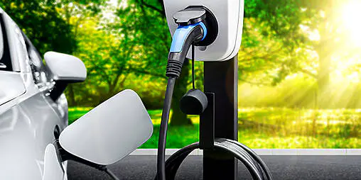 Bornes de recharge pour véhicules électriques : plus nombreuses, mais souvent en panne