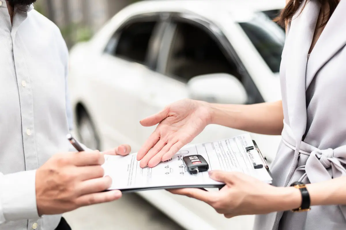 Comprendre la LOA et la LLD : deux solutions de location de voiture