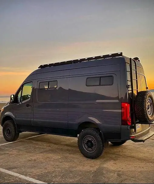 Découvrez le module Catapult AV : l&rsquo;alliance parfaite entre un pick-up et une camionnette !