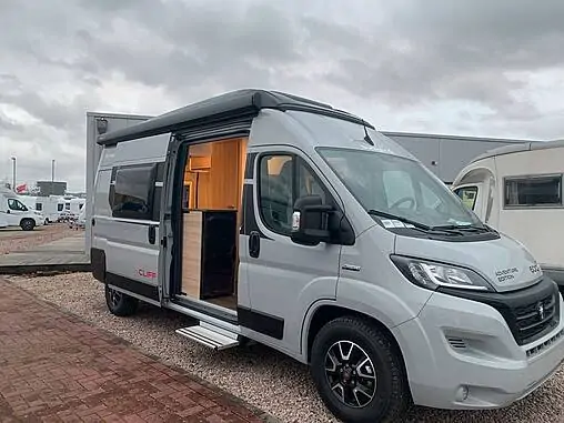 Le nouveau camping-car Sunlight Cliff X : un rêve pour les amoureux de la nature
