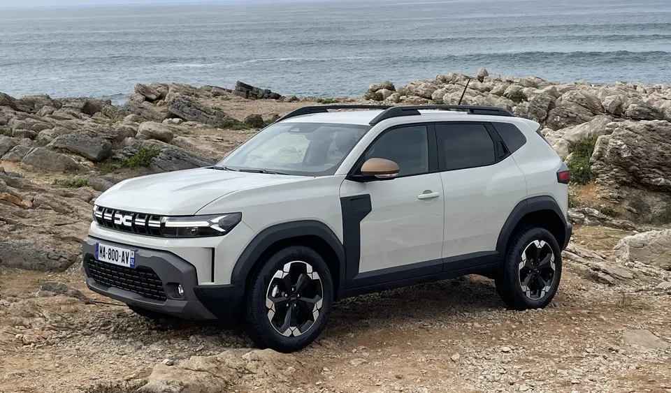 découvrez le crossover dacia numérique, alliant technologie moderne et design élégant. profitez d'une expérience de conduite unique avec des fonctionnalités innovantes, un confort optimal et une connectivité avancée. explorez le futur de l'automobile avec dacia.