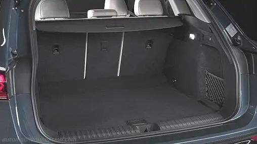 Audi A6 e-tron Sportback (2024) : Taille et volume du coffre de cette berline électrique