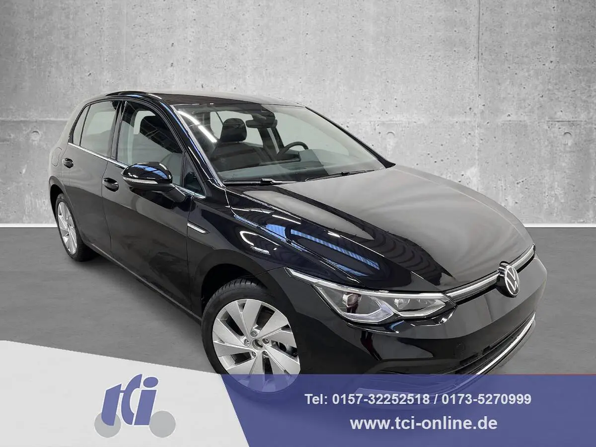 découvrez la golf 1.5 etsi, un véhicule alliant performance et économie. profitez d'une conduite dynamique tout en réduisant votre consommation de carburant. un choix idéal pour les amateurs de conduite responsable sans compromis sur le style et le confort.