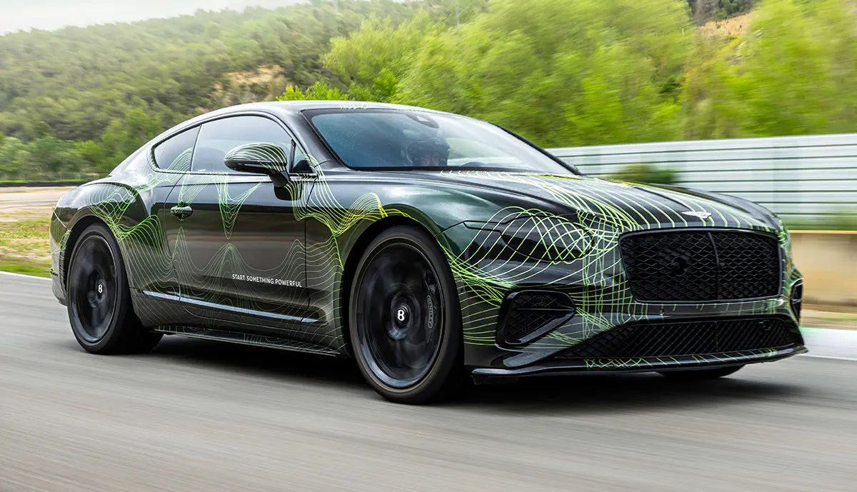 découvrez le bentley flying spur 2024, un yacht de luxe hybride alliant performance et élégance. avec ses 782 ch, profitez d'une expérience de conduite inégalée tout en respectant l'environnement. plongez dans le monde de l'opulence et de l'innovation automobile.