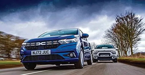 Dacia Sandero ou Citroën C3 : La bataille des petites voitures économiques dévoilée!