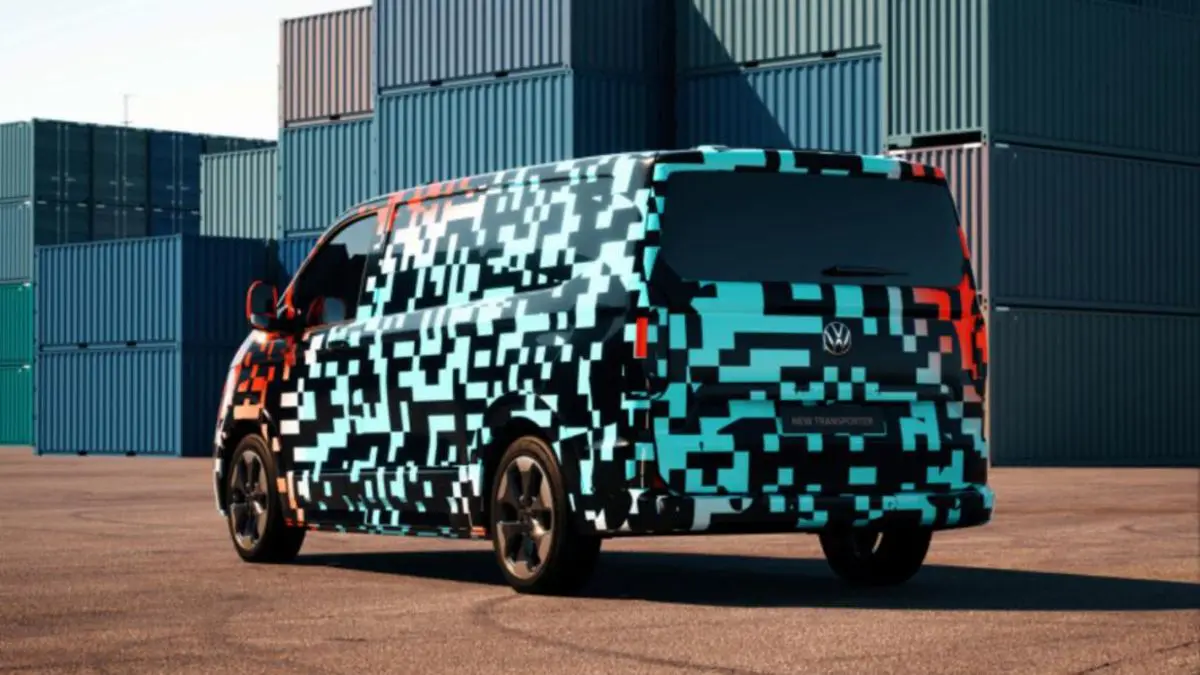 découvrez notre essai complet du volkswagen california 2024, un véhicule alliant confort et praticité pour vos voyages en van. plongez dans ses caractéristiques, sa maniabilité et son espace de vie optimisé pour une aventure inoubliable sur la route.