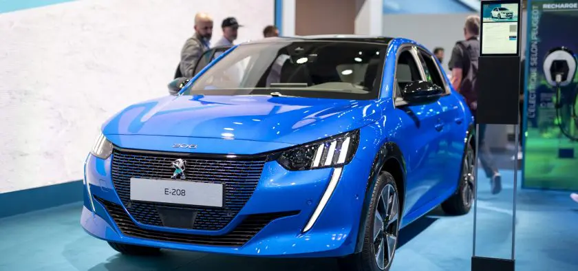 découvrez la peugeot e-408 au salon de paris 2024 : un suv électrique alliant élégance, technologie et performance. ne manquez pas cette nouveauté qui redéfinit la conduite électrique avec un design moderne et des fonctionnalités innovantes.