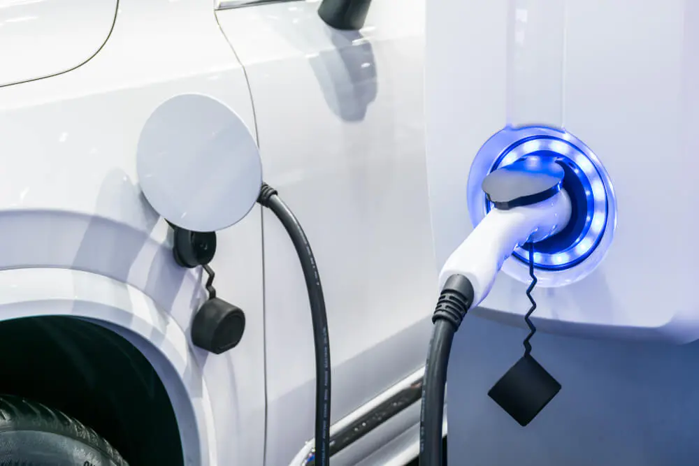 découvrez notre sélection de voitures électriques ultra-rapides, alliant performance exceptionnelle et technologie de pointe. profitez de conduites dynamiques tout en respectant l'environnement grâce à nos modèles les plus rapides du marché.