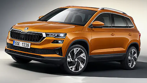 Comparaison entre la Skoda Elroq et la Skoda Karoq : moteurs électriques et à combustion en perspective