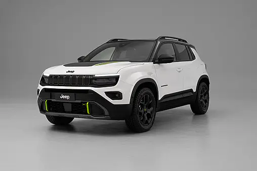 Jeep rend hommage à Mont Blanc avec une édition exclusive de l&rsquo;Avenger 4xe