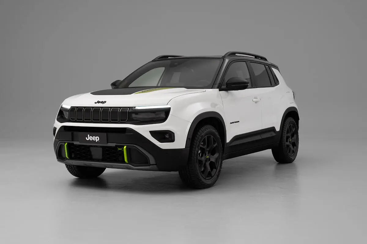 découvrez la jeep mont blanc avenger 4xe, un véhicule alliant puissance, élégance et technologie hybride. explorez de nouveaux horizons tout en bénéficiant d'une conduite respectueuse de l'environnement. parfait pour les aventuriers modernes!