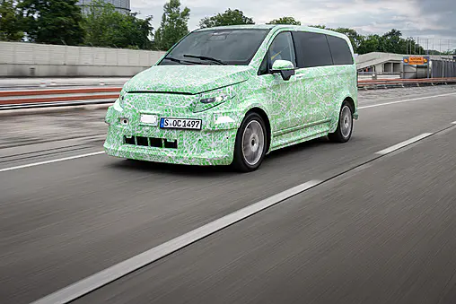 Présentation officielle des prototypes Mercedes VAN.EA (2024