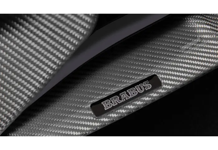 découvrez la brabus sl carbone, une fusion parfaite de puissance et d'élégance. avec son design aérodynamique en fibre de carbone et ses performances inégalées, cette voiture vous offre une expérience de conduite exceptionnelle. plongez dans l'univers du luxe automobile avec la brabus sl carbone.