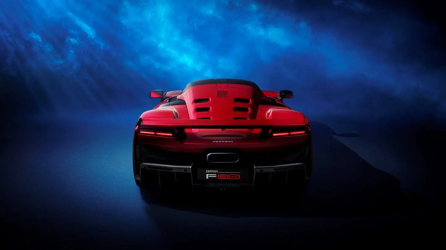 découvrez le configurateur ferrari f80, un outil innovant qui vous permet de personnaliser votre voiture de rêve selon vos envies. choisissez les couleurs, les finitions et les options pour créer une ferrari unique qui reflète votre style et votre personnalité.
