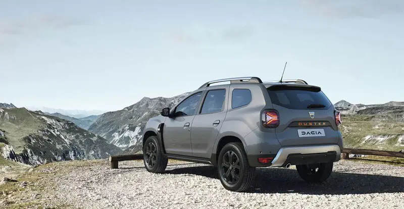 découvrez la dacia logan 2025 en édition limitée, une berline au design moderne alliant confort et performance. profitez d'équipements exclusifs et d'une expérience de conduite inégalée. ne manquez pas cette occasion unique !