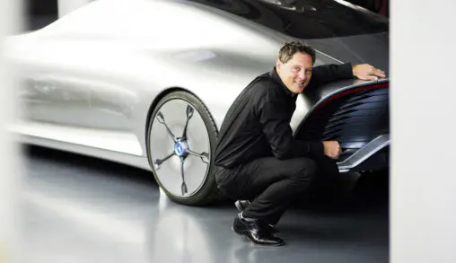 Le responsable du design de Mercedes : « L&rsquo;IA assurera le design… mon successeur sera une machine. »