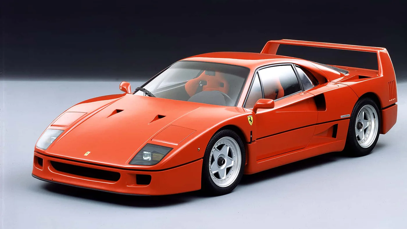 Lewis Hamilton rêve de créer une version moderne de la légendaire Ferrari F40 : voici la F44.