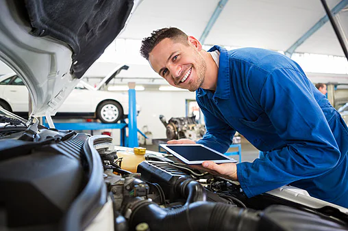 Valise de diagnostic auto : 3 avantages de cet outil pour les professionnels