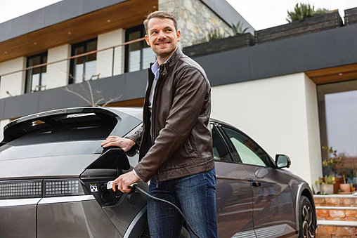 Voiture électrique : des recharges à prix cassés arrivent grâce aux heures creuses